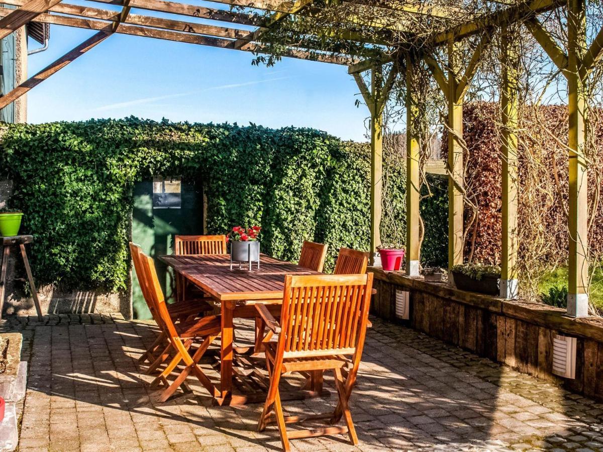 Pretty Farmhouse In Houffalize With Courtyard Екстер'єр фото